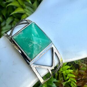 Sterling silver green stone open cuff bracelet